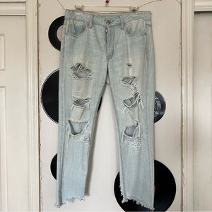 American Eagle Light Wash Ripped Jeans